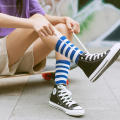 Chaussettes heureuses femmes chaussettes d&#39;équipage en coton pour adolescents chaussettes en gros fabricant